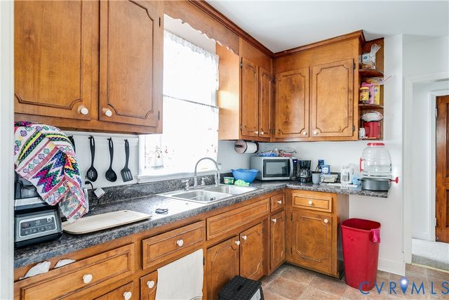2406 Bluefield St, Hopewell, VA 23860