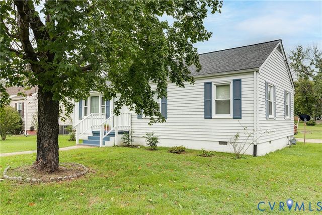 2406 Bluefield St, Hopewell, VA 23860