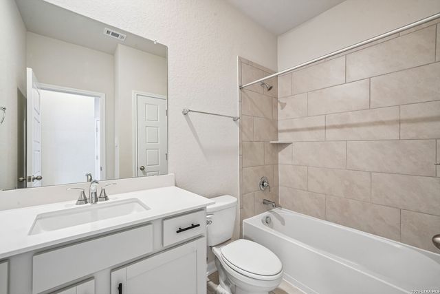 5559 Ennis Trace, San Antonio, TX 78253