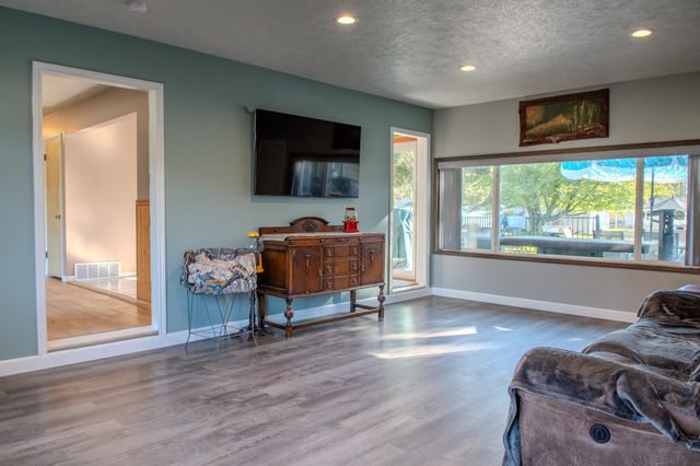 2319 S Sunrise Rd, Spokane Valley, WA 99206