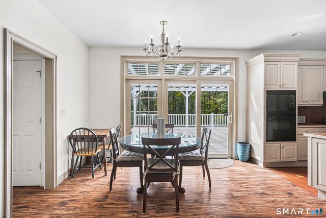 275 Talcott Notch Road, Farmington, CT 06032