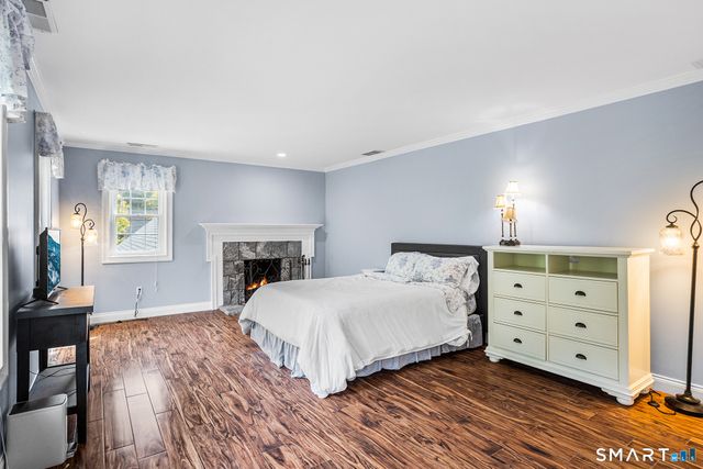 275 Talcott Notch Road, Farmington, CT 06032