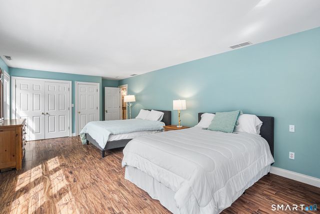 275 Talcott Notch Road, Farmington, CT 06032