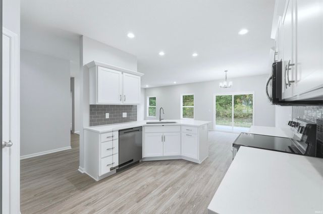 4146 Centerstone Parkway, New Haven, IN 46774