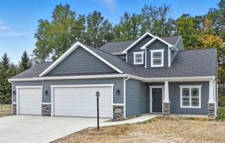 4146 Centerstone Parkway, New Haven, IN 46774