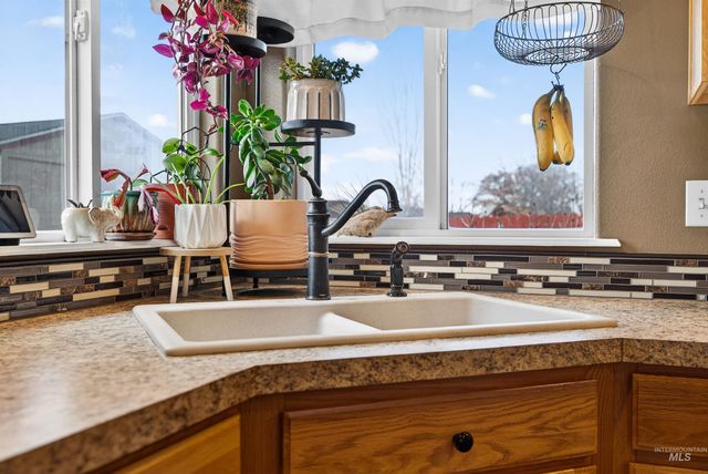 5414 Barkley Wy, Caldwell, ID 83607