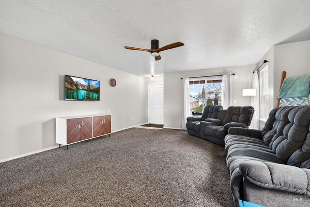 5414 Barkley Wy, Caldwell, ID 83607