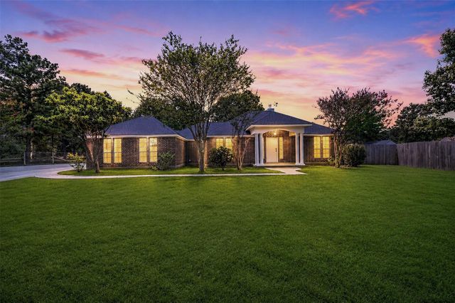 10546 Fawn Mist Drive, Conroe, TX 77303