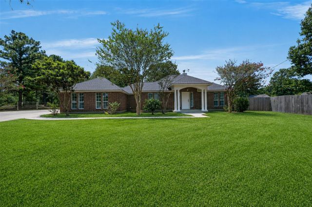 10546 Fawn Mist Drive, Conroe, TX 77303