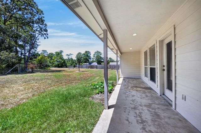 10546 Fawn Mist Drive, Conroe, TX 77303
