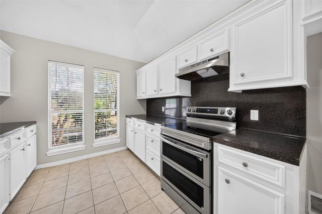 10546 Fawn Mist Drive, Conroe, TX 77303