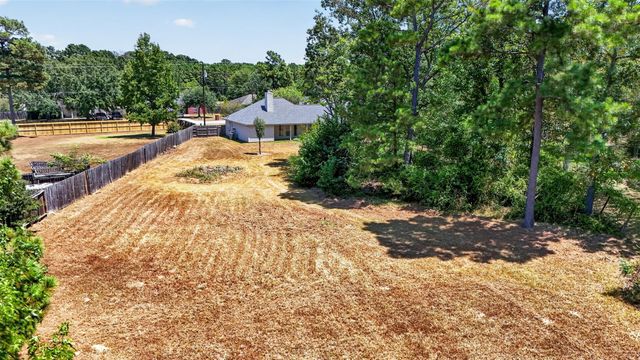 10546 Fawn Mist Drive, Conroe, TX 77303