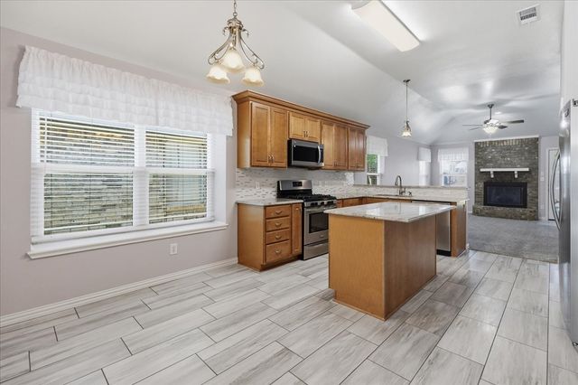 4217 Judith Way, Haltom City, TX 76137