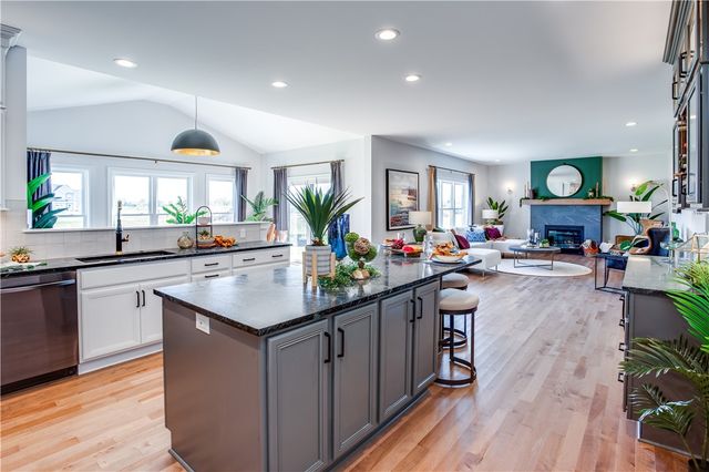 1549 Osburn Lane Lane, Farmington, NY 14425