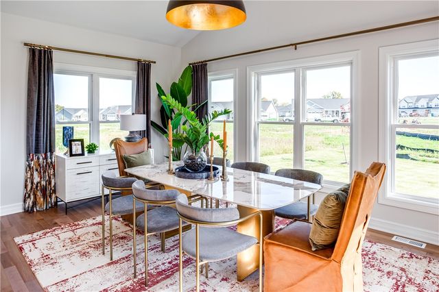 1549 Osburn Lane Lane, Farmington, NY 14425