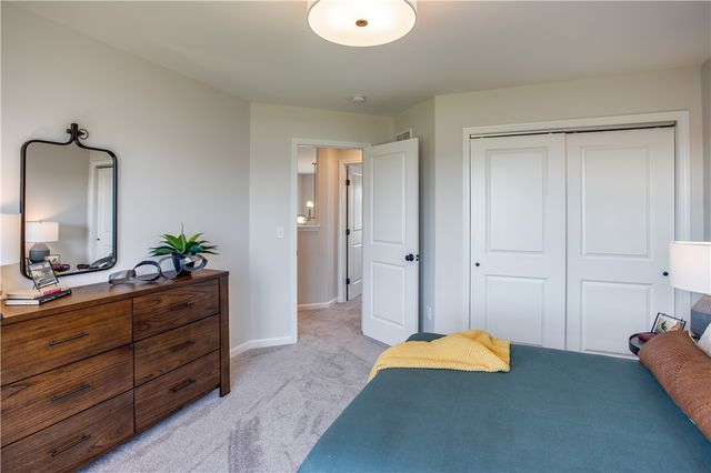 1549 Osburn Lane Lane, Farmington, NY 14425