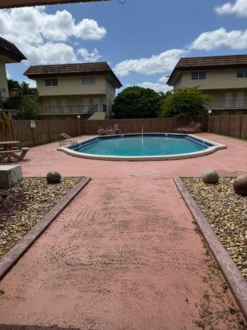 8500 SW 109th Ave 6-216, Miami, FL 33173