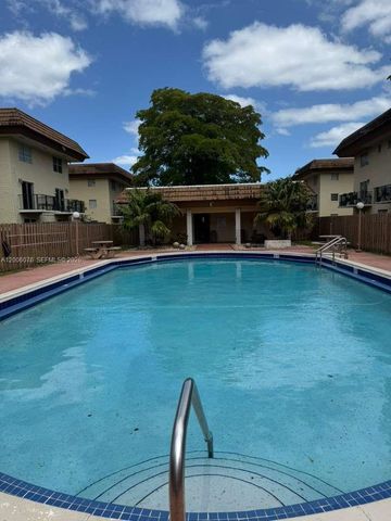 8500 SW 109th Ave 6-216, Miami, FL 33173