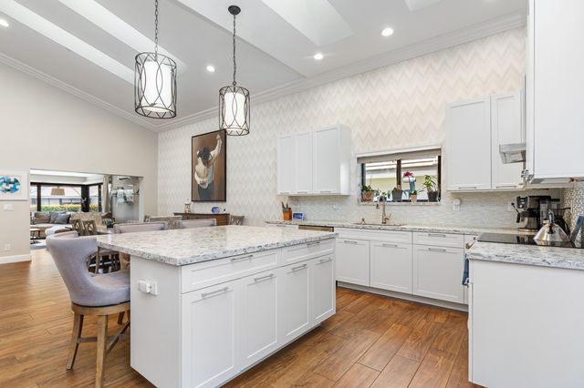 20051 Waters Edge Circle 1304, Boca Raton, FL 33434