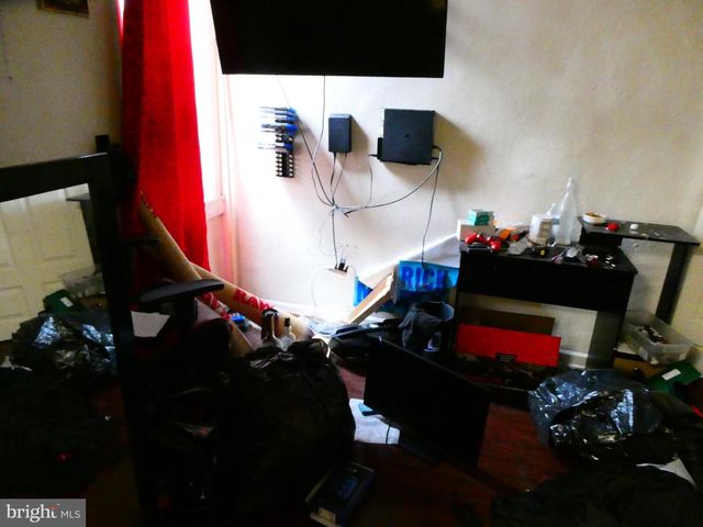 2069 KINGSTON ST, Philadelphia, PA 19134