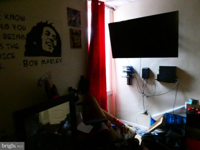 2069 KINGSTON ST, Philadelphia, PA 19134