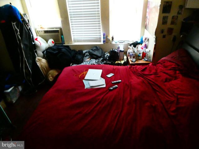 2069 KINGSTON ST, Philadelphia, PA 19134