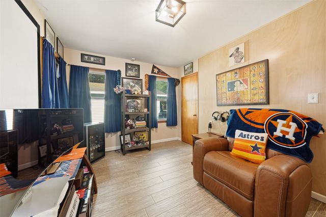 2501 Marguerite Street, Bay City, TX 77414