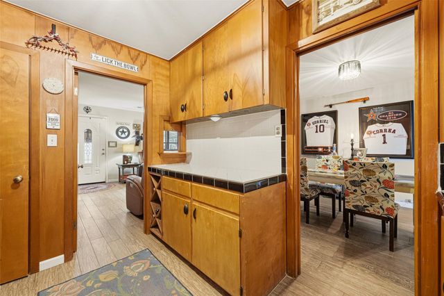 2501 Marguerite Street, Bay City, TX 77414