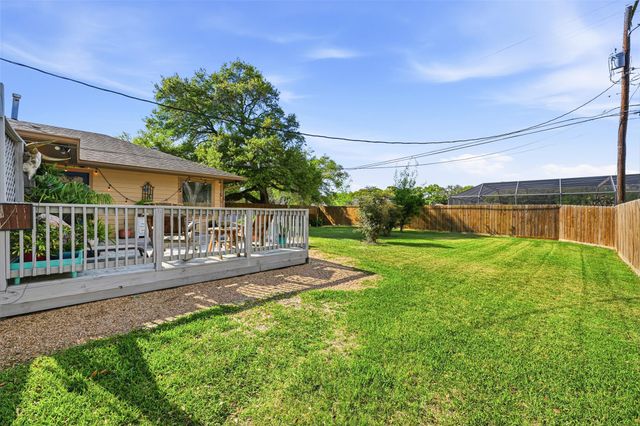 2501 Marguerite Street, Bay City, TX 77414