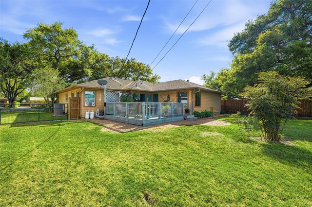 2501 Marguerite Street, Bay City, TX 77414