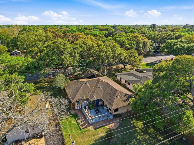 2501 Marguerite Street, Bay City, TX 77414