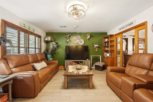 2501 Marguerite Street, Bay City, TX 77414