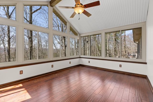707 Windy Way, Signal Mountain, TN 37377