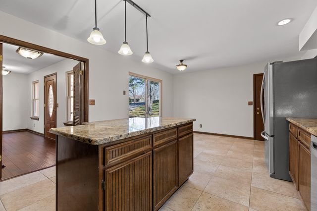 707 Windy Way, Signal Mountain, TN 37377