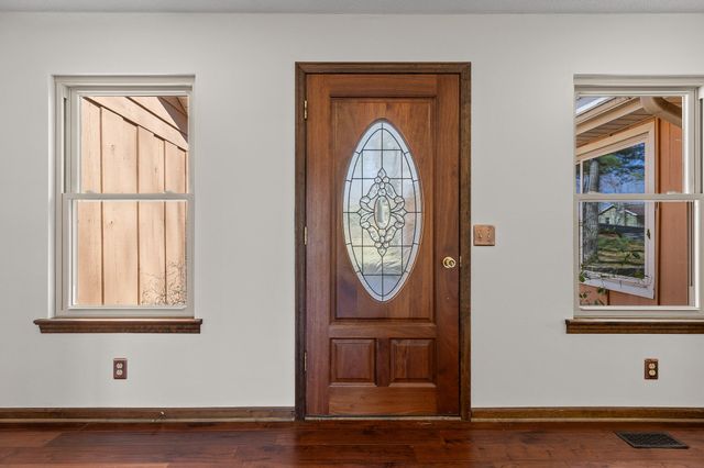 707 Windy Way, Signal Mountain, TN 37377