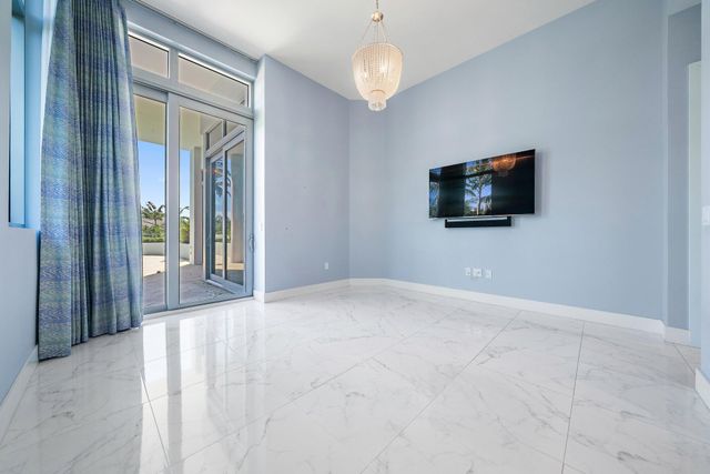 1 Water Club Way 301, North Palm Beach, FL 33408