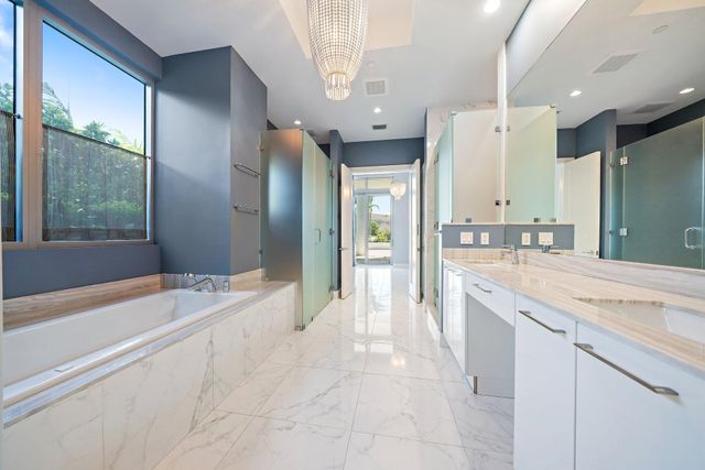 1 Water Club Way 301, North Palm Beach, FL 33408