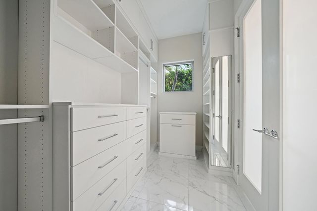 1 Water Club Way 301, North Palm Beach, FL 33408