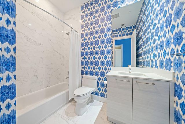 1 Water Club Way 301, North Palm Beach, FL 33408