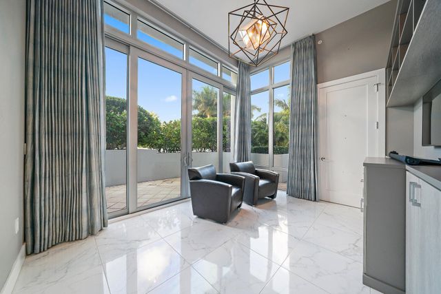1 Water Club Way 301, North Palm Beach, FL 33408