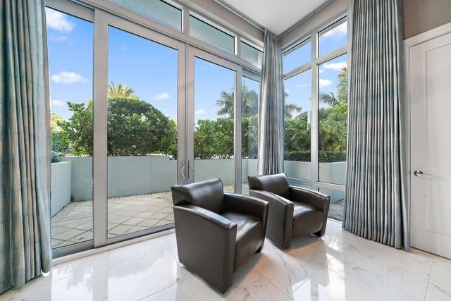 1 Water Club Way 301, North Palm Beach, FL 33408