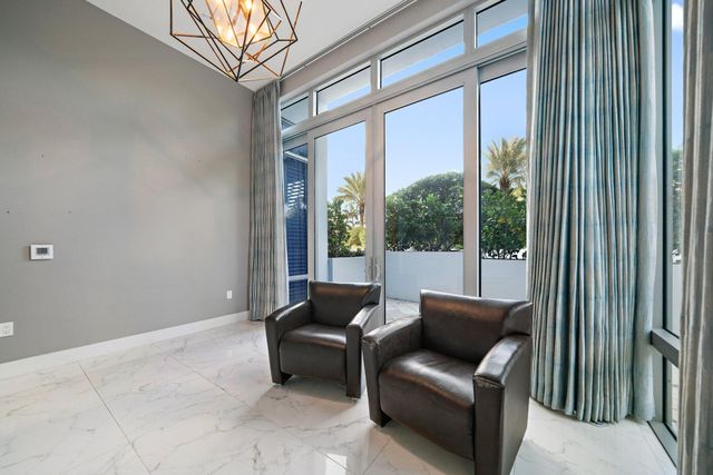 1 Water Club Way 301, North Palm Beach, FL 33408