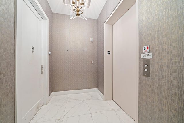 1 Water Club Way 301, North Palm Beach, FL 33408