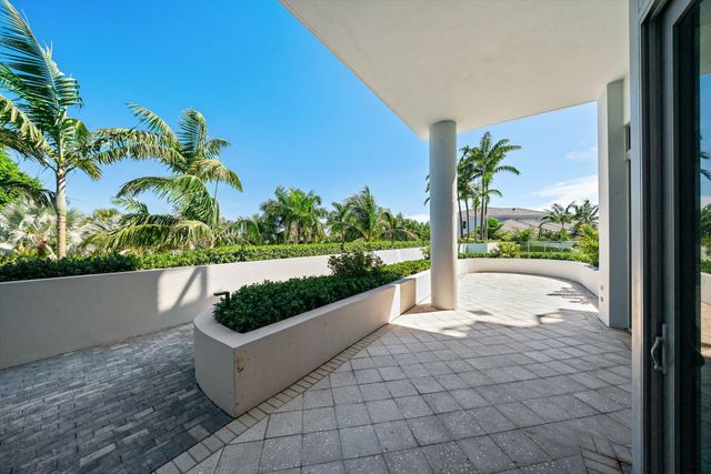 1 Water Club Way 301, North Palm Beach, FL 33408