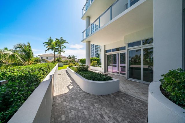 1 Water Club Way 301, North Palm Beach, FL 33408