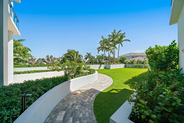 1 Water Club Way 301, North Palm Beach, FL 33408
