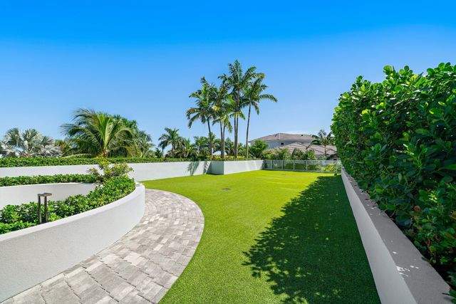 1 Water Club Way 301, North Palm Beach, FL 33408