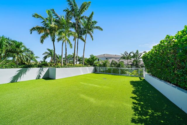 1 Water Club Way 301, North Palm Beach, FL 33408