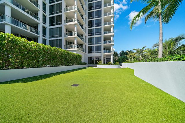 1 Water Club Way 301, North Palm Beach, FL 33408