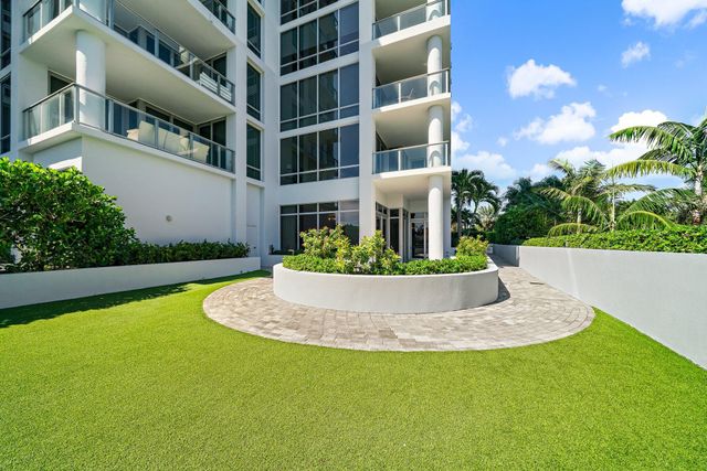 1 Water Club Way 301, North Palm Beach, FL 33408